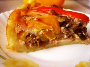 пирог мясной с бол. п кусочек 300x225 %название